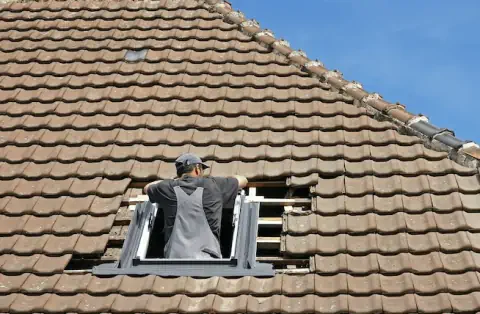Pose de velux - Saint-Ferréol